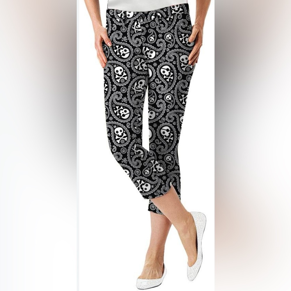 Loudmouth Shiver Me Timbers Black & White Paisley Skull Pattern Capri Golf Pants